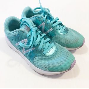 Girl’s Size 1 NewBalance Teal/Purple Fuel Core Urge Running Shoes